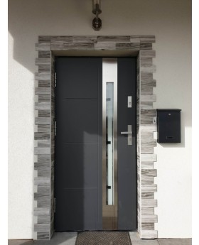 Fargo 25C - front door for sale