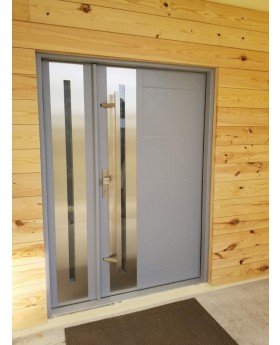 Fargo 26H DB - main door with one side panel