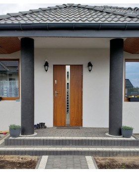 Fargo 25 - Single front door