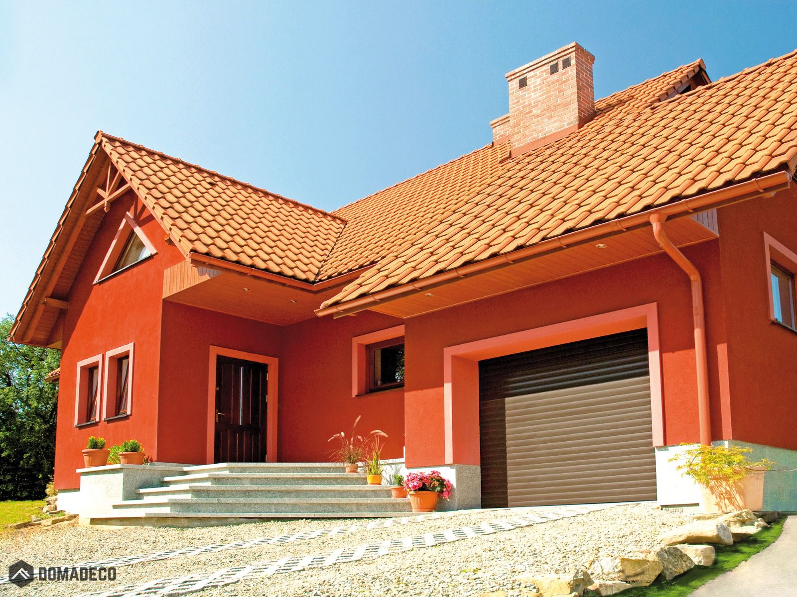 Roller shutter garage door